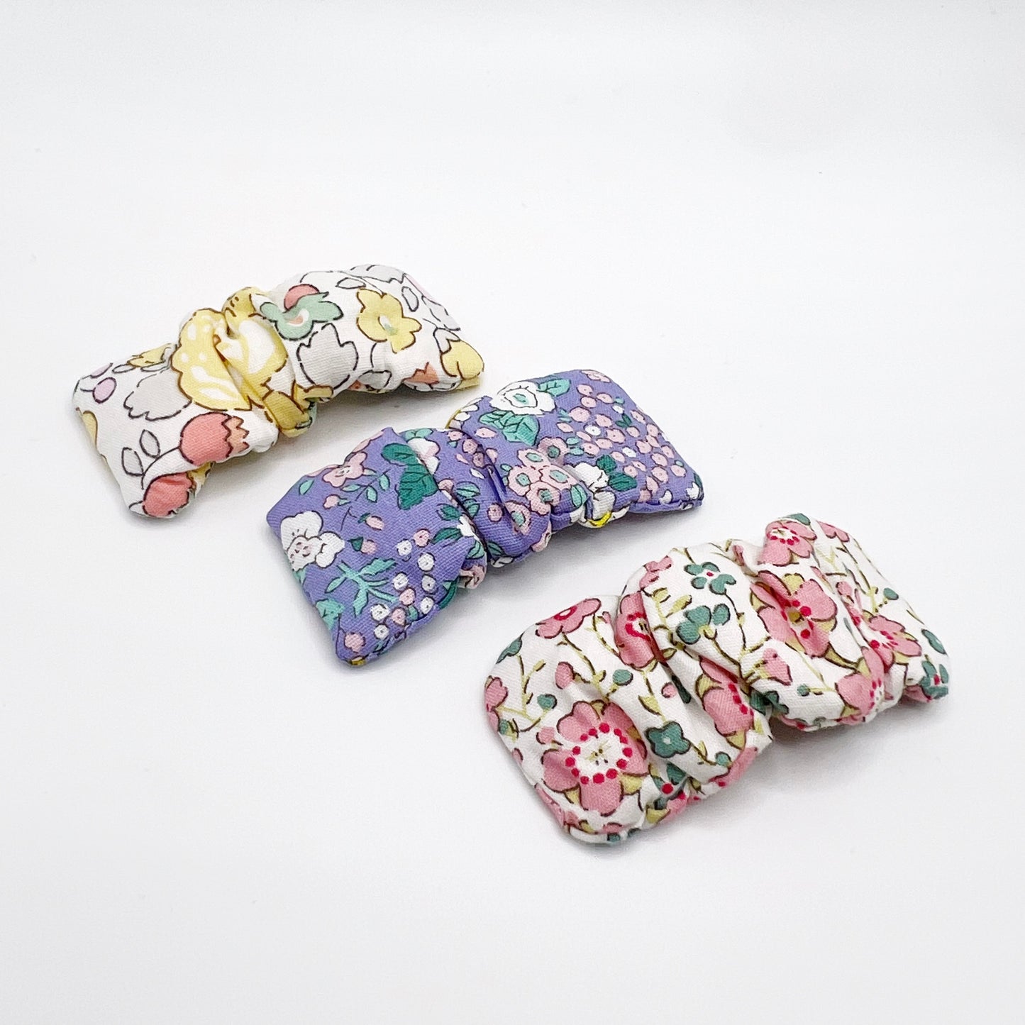 Floral Pillow Clip