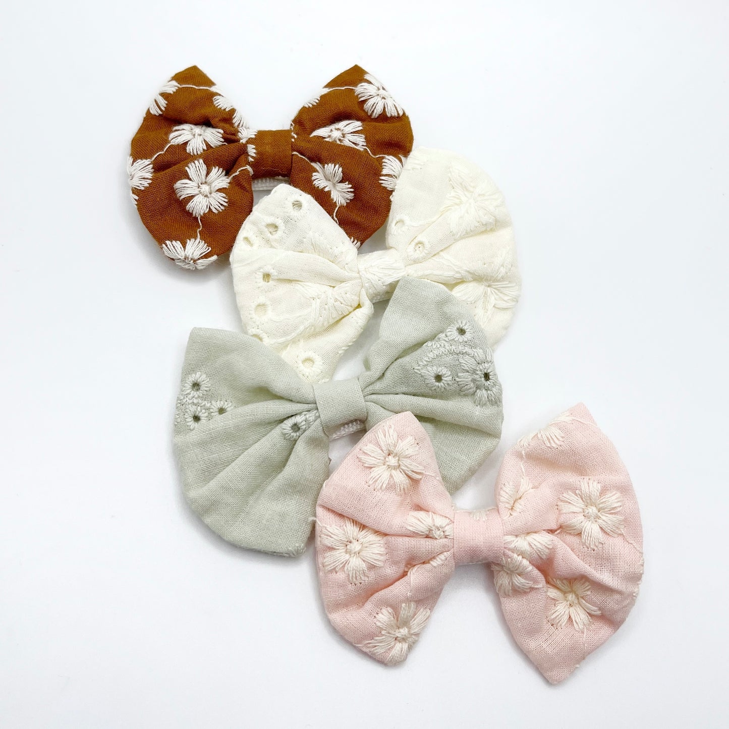Mini Eyelet Bow