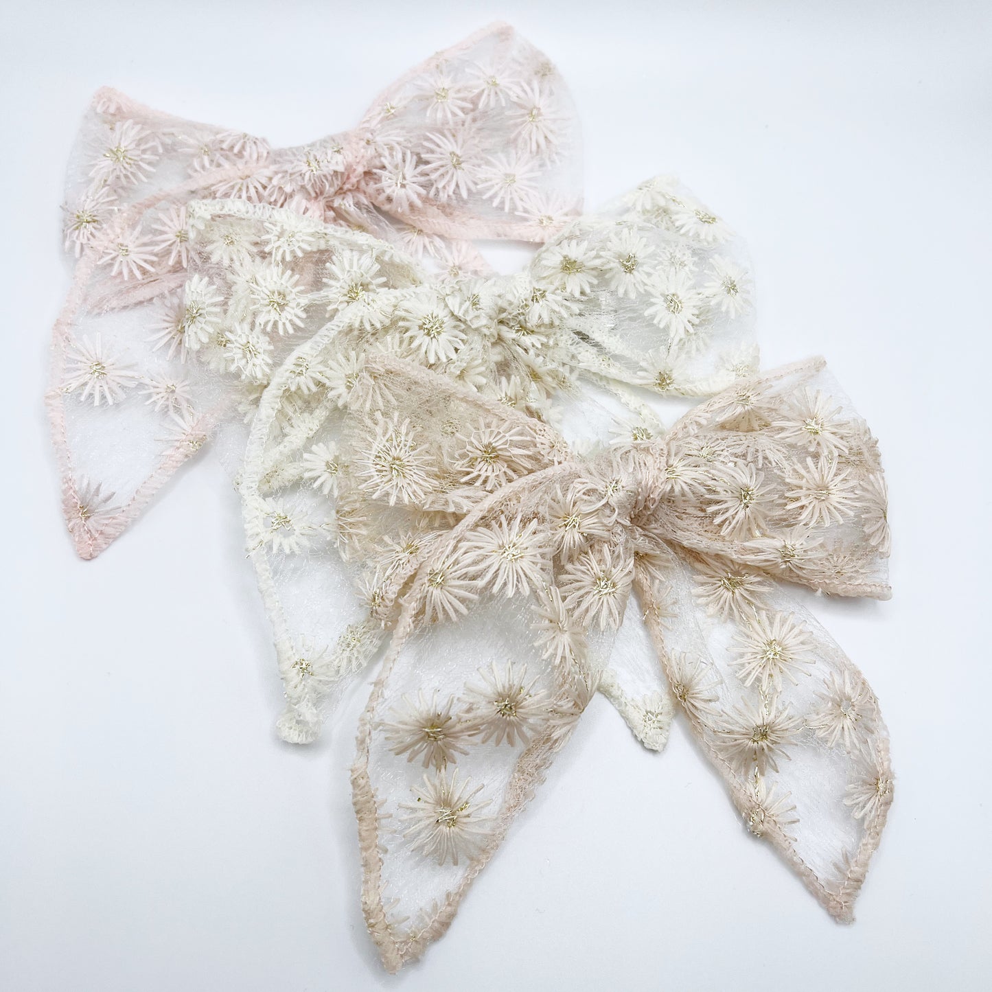 Lace Leah Bow